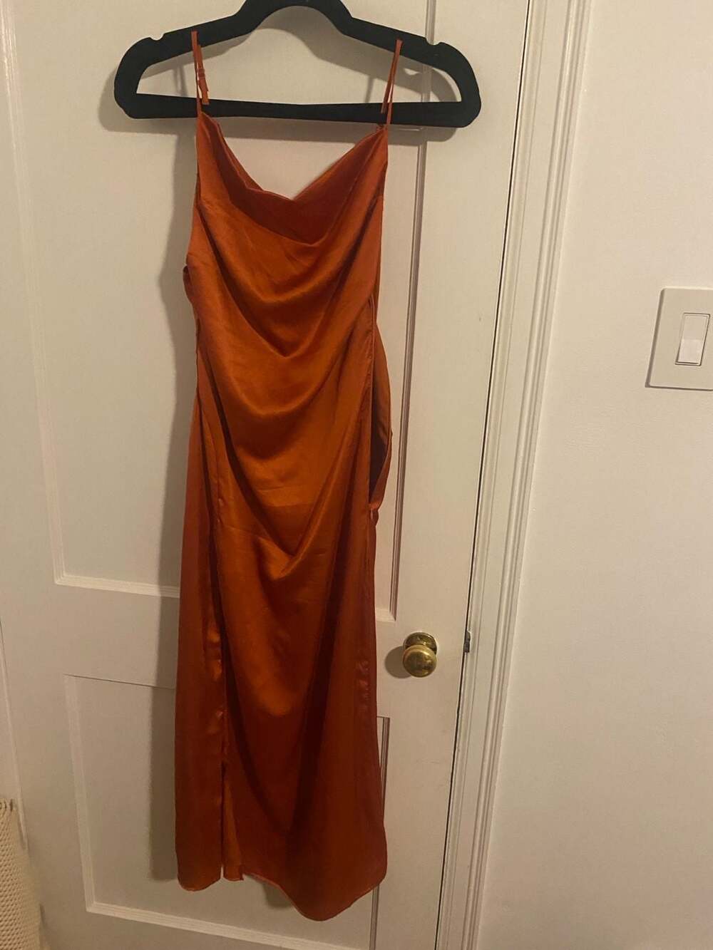 El Orange Satin Midi Dress – FINESSE